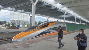 Jokowi Harap Proyek Kereta Cepat Jakarta-Bandung jadi Bagian Konektivitas Antarnegara