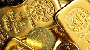 Harga Emas Jatuh 11,3 Persen pada Maret, Terburuk sejak Gejolak 2008