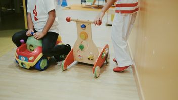 The Caretaker Of Daycare In Pekanbaru Doesn't Give Children Food So They Don't Defecate As Suspects