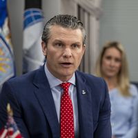 Menhan AS Hegseth Bacakan Ayat Doa Fiktif dari Film Pulp Fiction untuk Benarkan Perang