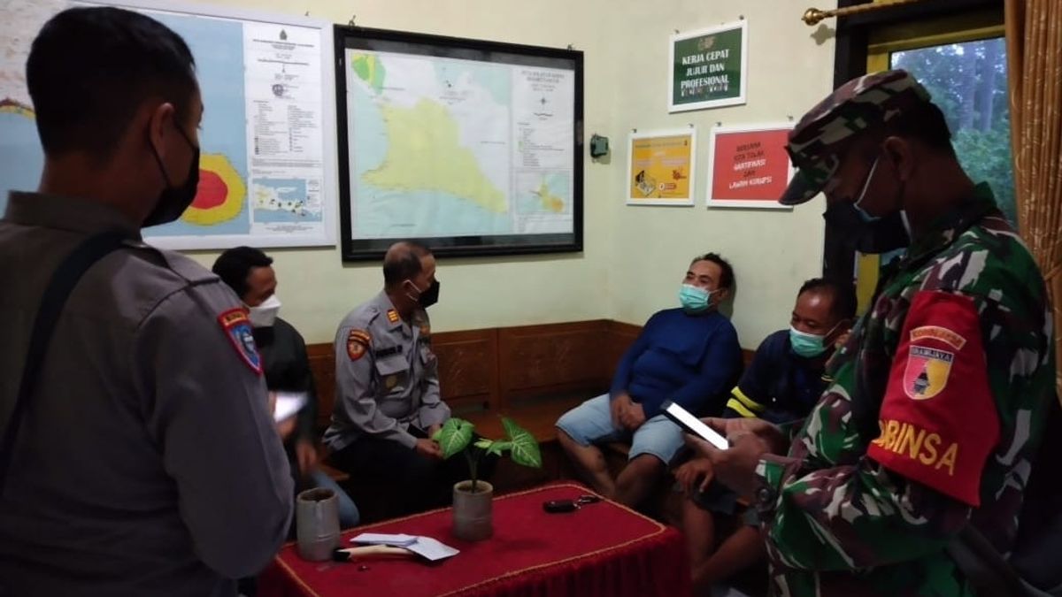 Dihantam Badai dan Gelombang, Kapal Ikan Tenggelam di Banyuwangi, 6 ABK Hilang