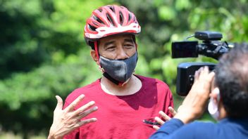 Test Négatif Sur écouvillon Du Président Jokowi Et Iriana Pour COVID-19