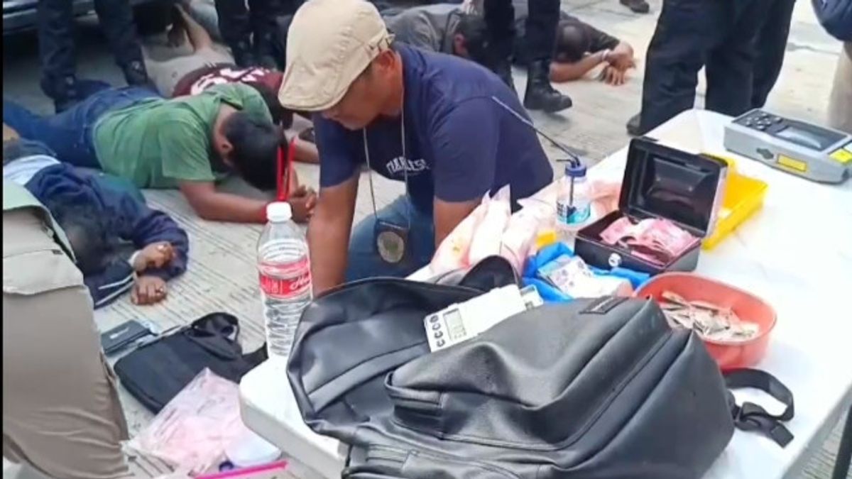Buntut BNN Gerebek Kampung Bahari, 200 ASN Pemkot Jakut Jalani Pemeriksaan Urine