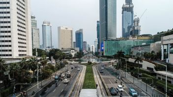  Metro Police Agira Sur Les Entreprises à Jakarta Qui Violent Obstinément La FMH 100 Pour Cent