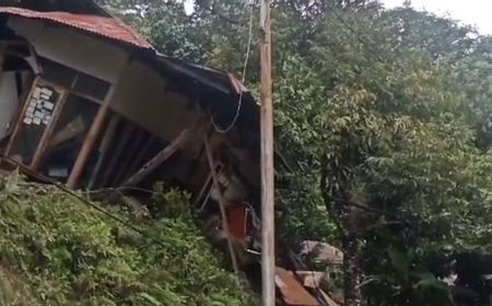 Banjir Kepung Kota Padang, 2 Balita Meninggal Tertimbun Longsor