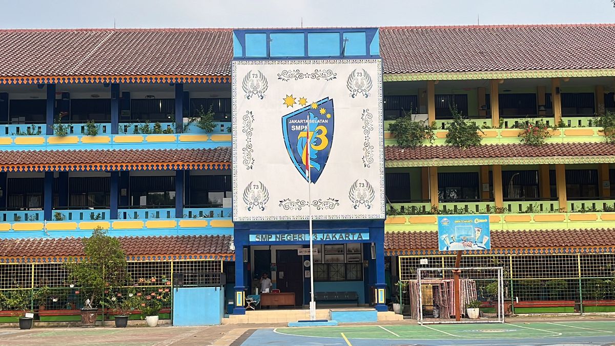 لا تصل إلى تكرار طلاب SMPN 73 Tebet القفز من الطابق 3 ، يجب على التعليم أن يولي المزيد من الاهتمام