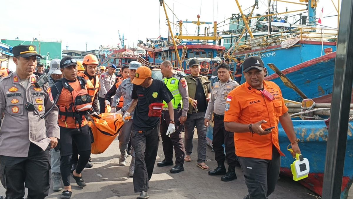 L’équipe de recherche et de sauvetage conjointe a réussi à trouver un matelot de l’ABK du navire qui a sombré dans la mer au port de Muara Baru