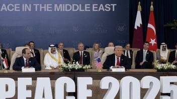 الرئيس ترامب يدعي أن حماس ستخلى عن سلاحه