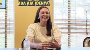 How Donna Agnesia Rediscovers Family Spirit To Create Together