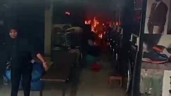 Kebakaran Landa Kios Laundry di Matraman, 3 Orang Alami Luka Bakar