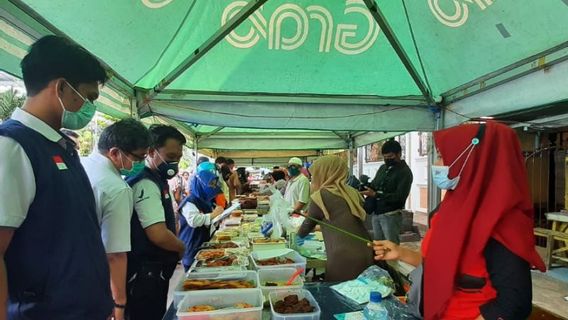 BBPOM Makassar Lakukan Sidak Terhadap Dagangan Takjil di Mappanyukki Makassar