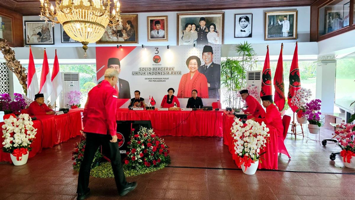 Ganjar Pranowo Is Being Treated By Special PDIP Officials After Announcement As A 2024 Presidential Candidate