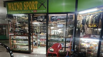 Traders at the Istana Pasar Baru Building Complain of Mysterious Collection and Kiosk Lockers