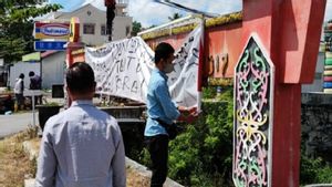 Bermunculan Spanduk 'Tak Percaya COVID-19' di Palangka Raya, Pemasangnya Sedang Diburu Polisi
