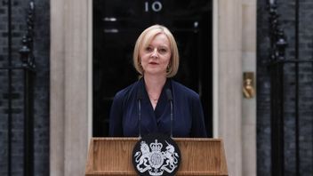 辞任発表:リズ・トラス イギリス史上最短の首相