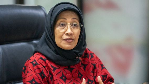 ملف تعريف ستي روحيني دزوهياتين: في الماضي، ستافتسوس جوكوي، والآن السفير الإندونيسي في عصر برابوو