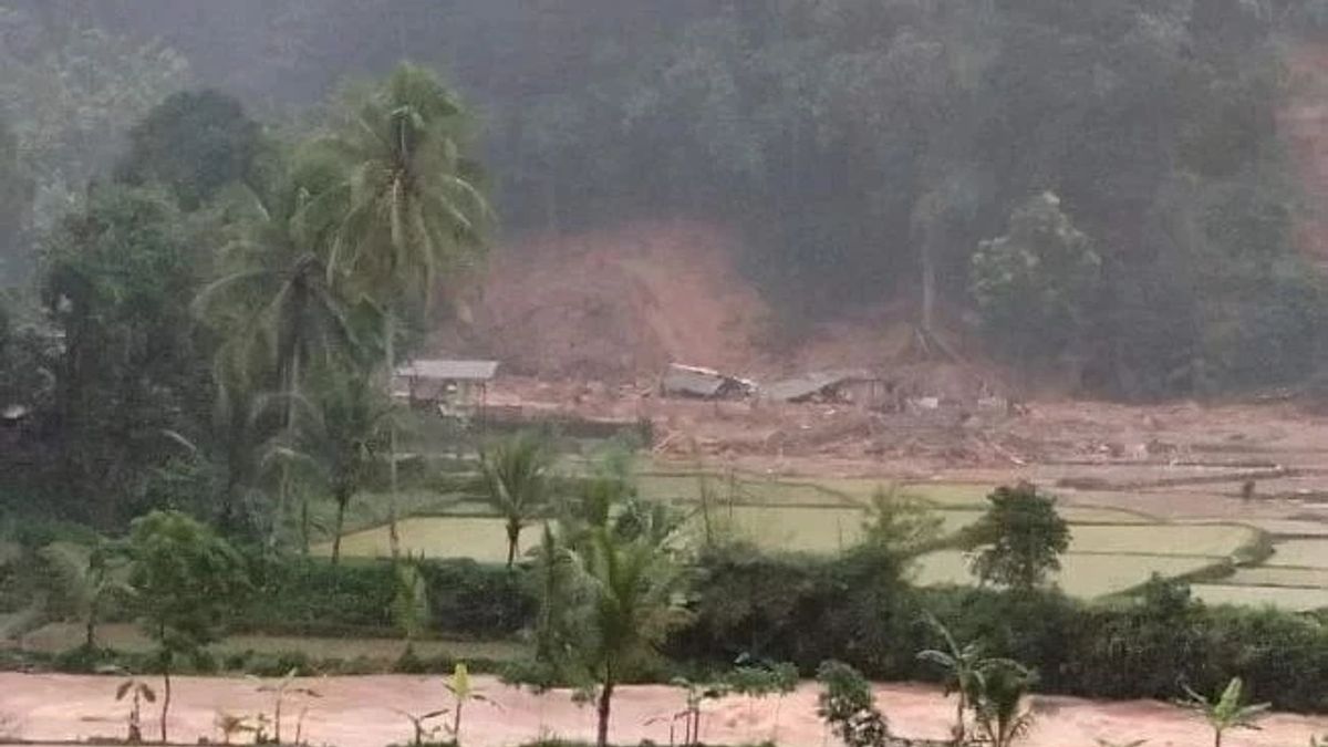 الانهيار الأرضي وقع في سوبانغ ، BPBD جاوة الغربية أرسلت فريقا لتقييم