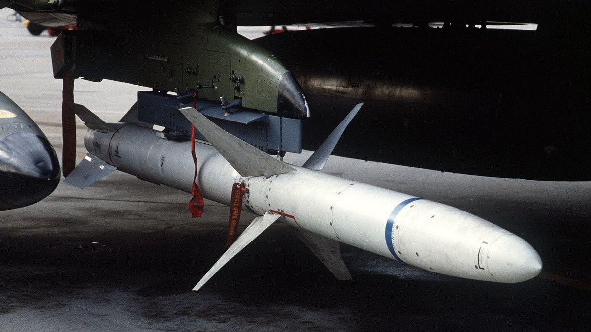 صاروخ رادار أوكراني جديد قادر على الدفاع الجوي الروسي ، ودعم هجوم كييف المضاد