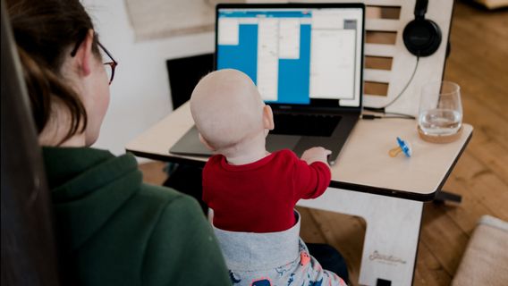 Conseils Parenting Numériques De Style Google Que Les Enfants Surfent Sur Internet