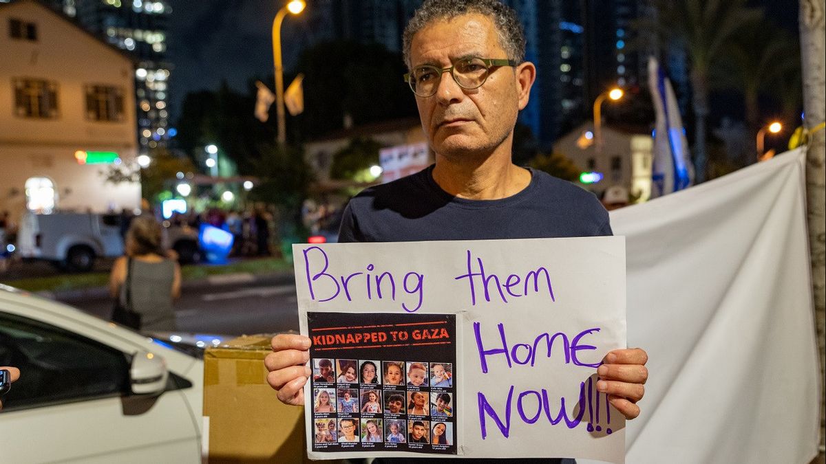 Protes dan Gelar Tenda di Depan Rumah PM Israel, Keluarga Korban Penyanderaan: Pemerintah dan PM Ini Mengecewakan Kami