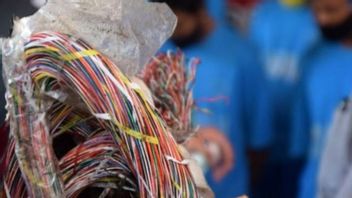 Police Arrest 2 ASDP Cable Thieves At Bakauheni Port