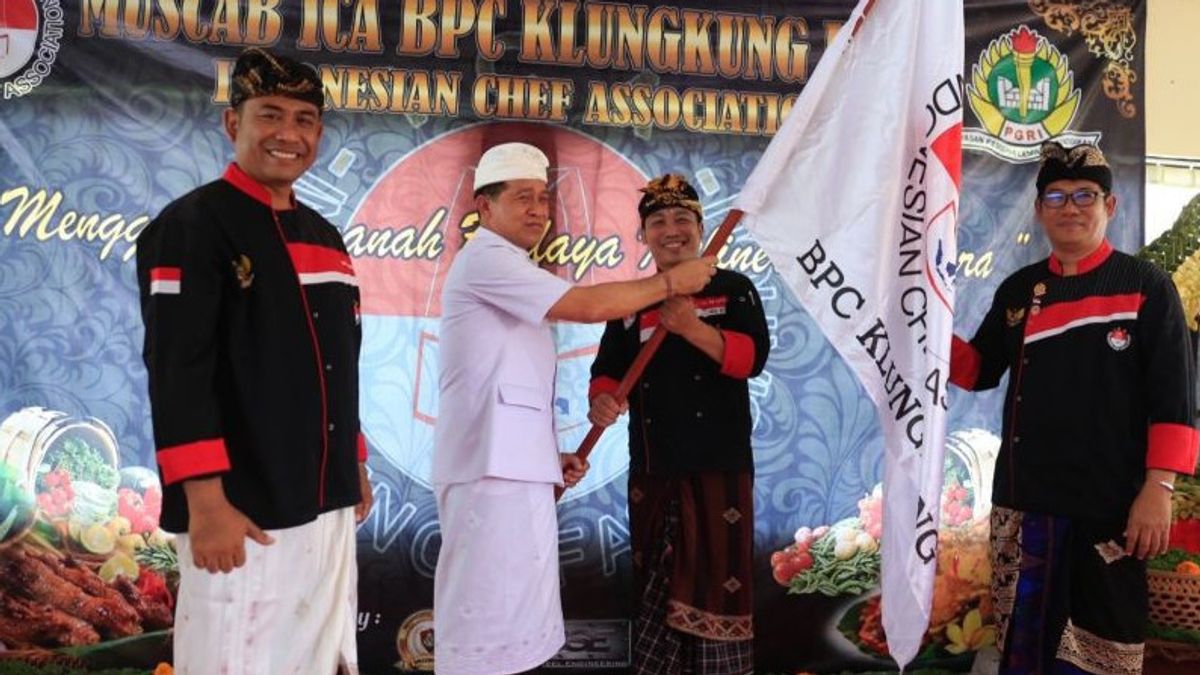 The Regent Of Klungkung Bali Invites The Local Culinary Development Chef Association