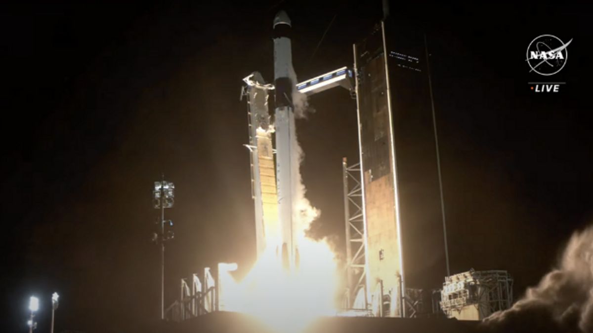 SpaceX Luncurkan Astronot dari Empat Negara ke ISS dalam Persiapan Misi Bulan dan Mars