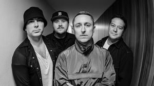 Yellowcard dan Good Charlotte Satukan Energi dalam Single Kolaborasi <i>Bedroom Posters</i>