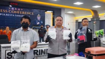 ana Polresta Samarinda révèle un concessionnaire de 7,1 kg de méthamphétamine au réseau de panneaux d’eau de base