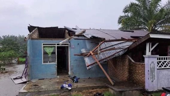 101 Rumah Warga 3 Desa di Subulussalam Aceh Rusak Diterjang Puting Beliung