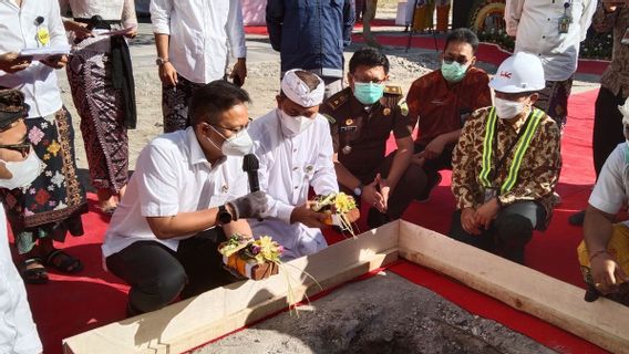 <i>Groundbreaking</i> Gedung Aesthetic Centre RSUP Sanglah, Menkes Budi Gunadi: Jadi Industri Baru Kesehatan di Bali 