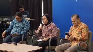Pecah Tangis Wakil Kepala BGN Soal Kasus Keracunan MBG: Saya Mohon Maaf, Berjanji Tak Akan Terjadi Lagi 