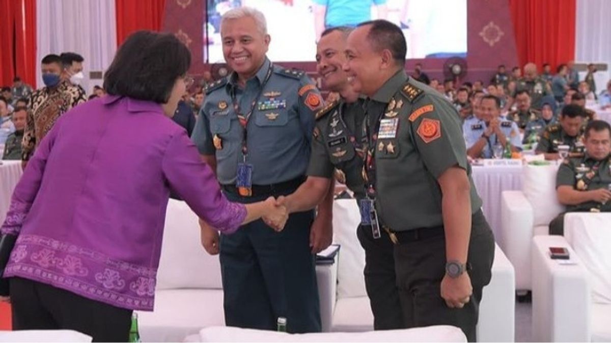 斯里·穆利亚尼确保国家预算支持印尼武装部队维护安全和主权