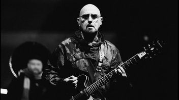 Bonehead dan Epiphone Berkolaborasi Luncurkan Gitar Edisi Terbatas