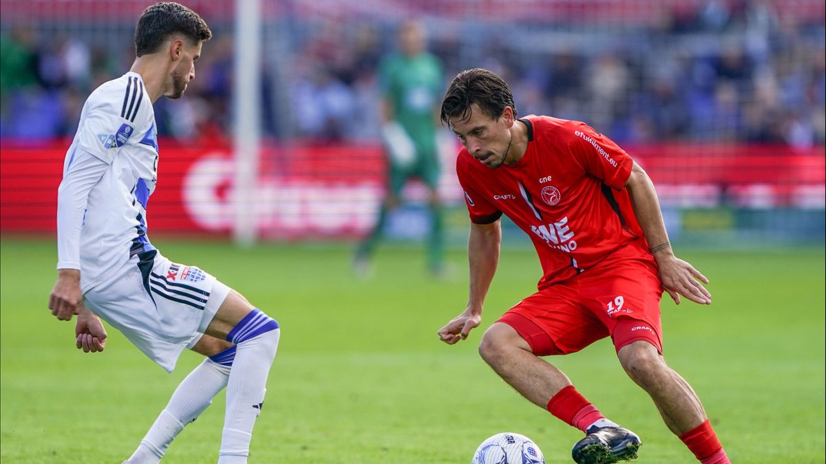 Thom Haye Hunts First Victory When Almere City Jamu Willem II