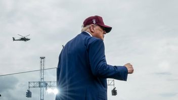 テヘランはイスラエルに叩かれており、トランプはイランに米国と核合意を結ぶよう促している