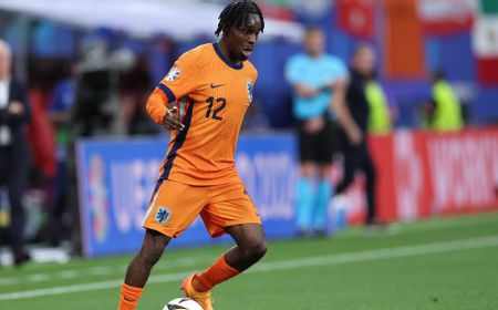 Hansi Flick Inginkan Jeremie Frimpong, Barcelona Coba Rayu Leverkusen