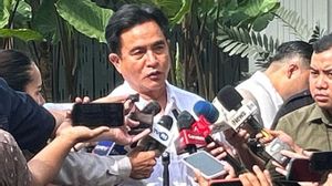 Yusril Ihza Mahendra: The dissolution of the Flm 