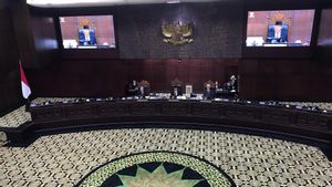 MKMK Pecat Anwar Usman dari Jabatan Ketua MK, Disambut Tepuk Tangan di Ruang Sidang