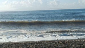 BMKG Forecasts Coastal Flooding in Bali until June 5