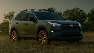 Penyegaran Ringan untuk Toyota RAV4 2024, SUV Kompak Terlaris di Amerika