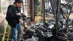Kios Terbakar, Pedagang Sepatu Adidas di Pasar Taman Puring Mengaku Rugi Rp500 Juta