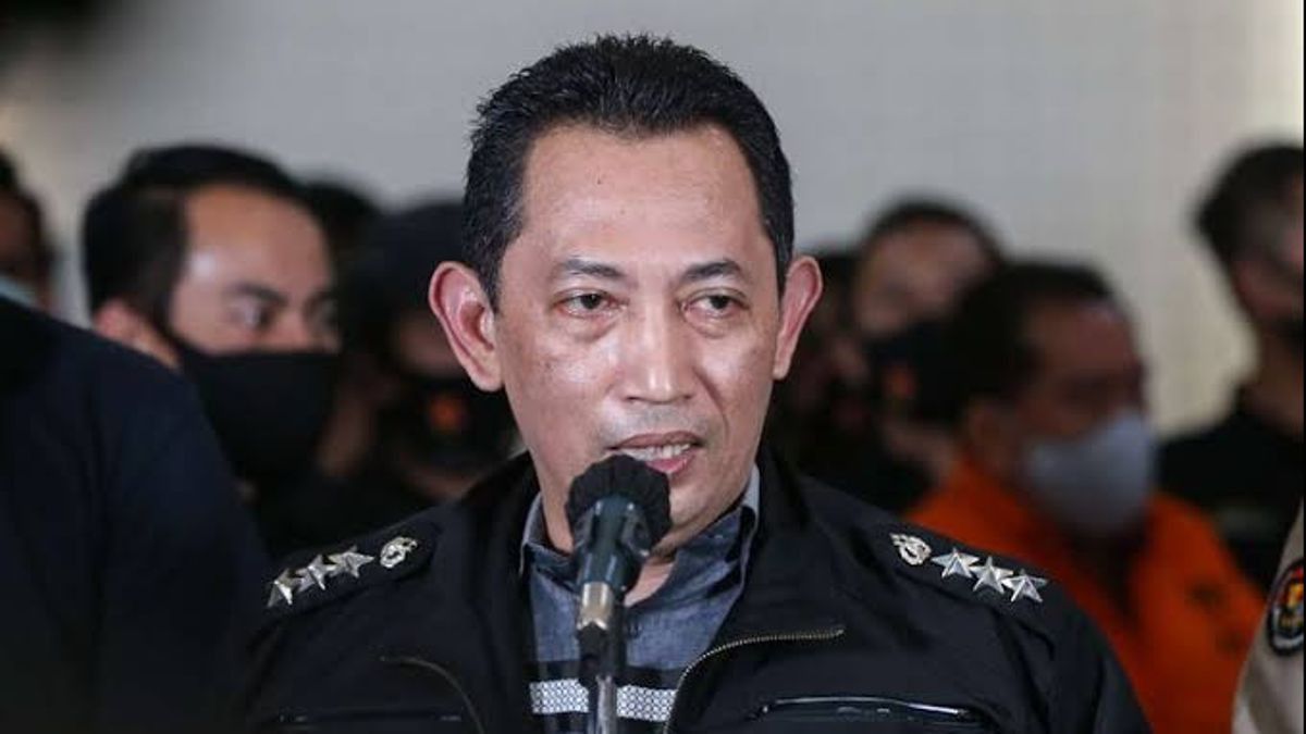  <i>Virtual Police</i> , Konsep Baru Komjen Listyo Sigit Prabowo Biar Asyik Berselancar di Medsos