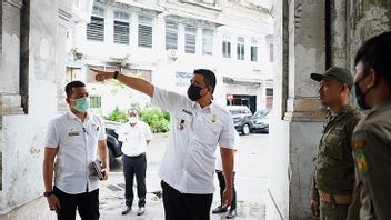 Bobby Nasution Supprime Medan Cadres De La Santé Qui Sont Considérés Comme Lents
