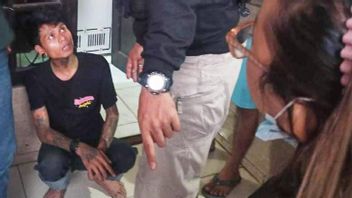 Men With Flower Tattoos Steal Frozen Food In Depok, Residents Arrested Through CCTV