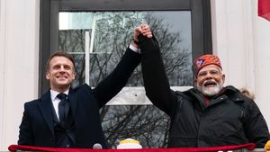 Macron Bicara dengan PM India, Bahas Perdagangan hingga Perang Rusia-Ukraina