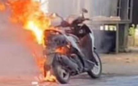 Sedang Dikendarai, Motor Perawat di Lombok Timur Terbakar