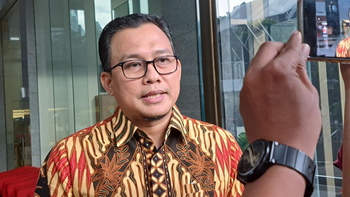 Maksimalkan Pengumpulan Bukti, Penahanan Bambang Kayun Diperpanjang KPK