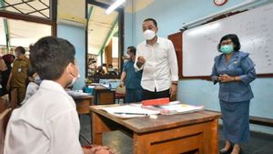 Eri Cahyadi Minta Camat-Lurah Surabaya Peka Kasus Stunting hingga Putus Sekolah: Sentuh Hati Warga Mampu Ikut Membantu