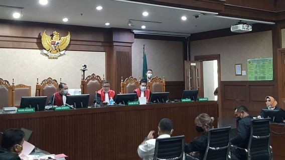 Nia Ramadhani-Ardi Bakrie Drug Case Trial Held Again December 9, Public Prosecutor Asked To Present Witnesses